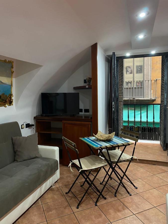 Home In Love: Balconcino Spaccanapoli 外观 照片