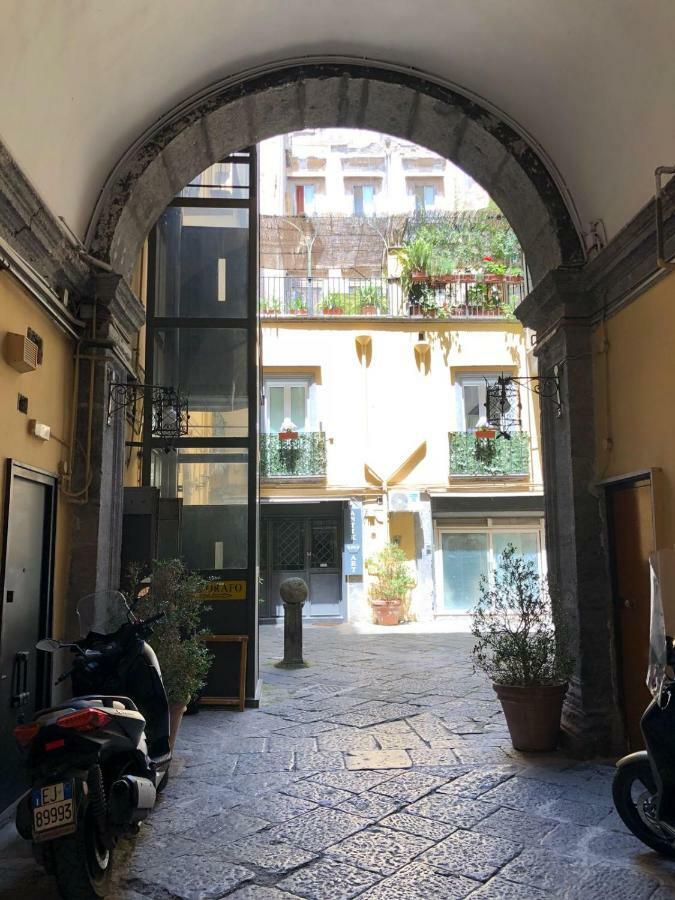 Home In Love: Balconcino Spaccanapoli 外观 照片