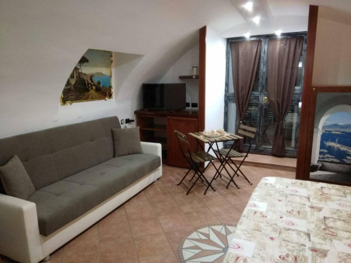 Home In Love: Balconcino Spaccanapoli 外观 照片